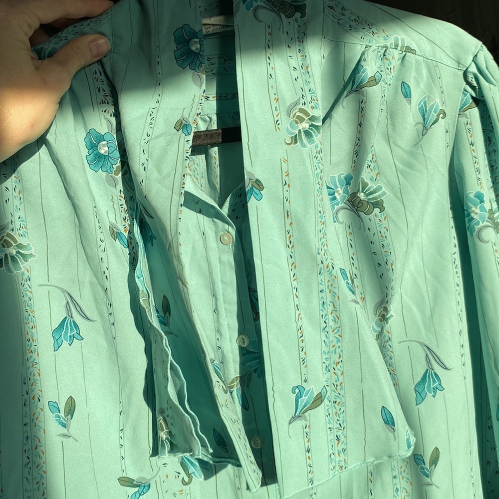 Vintage Neck Bow Blouse - Picture 10 of 10